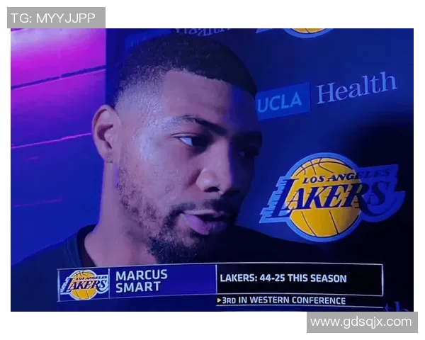 马库斯斯马特：从防守专家到球队领袖的华丽转身