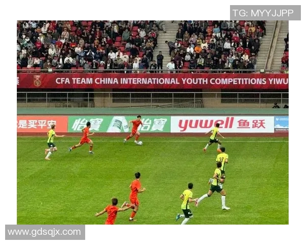 国足与澳大利亚精彩对决集锦回顾展现激情与实力的较量